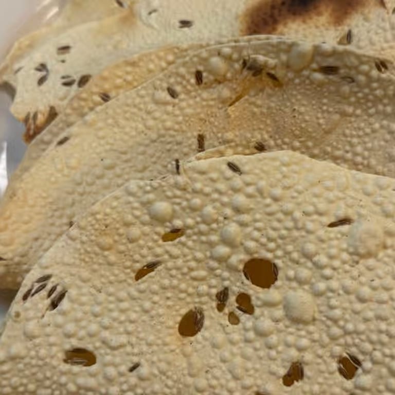 Savor Our Crispy Papadum